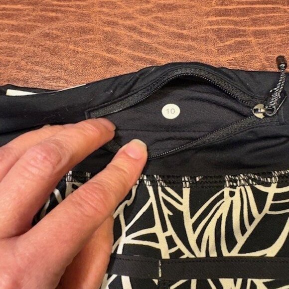 Lululemon Shirts with built in underwear Size 10 - Picture 6 of 6